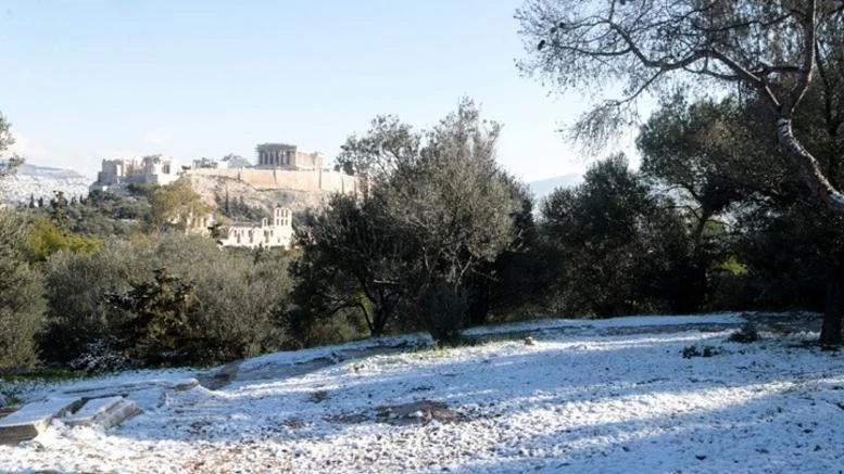 Καλλιάνος: Χιόνια και στα πεδινά – Πώς θα επηρεαστεί από την κακοκαιρία Αττική και Θεσσαλονίκη (βίντεο)